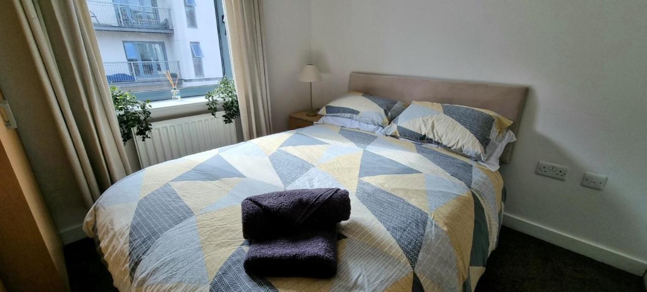 360 Serviced Accommodations - Colchester Marine Quay - 1 Double Bedroom Apartment Dış mekan fotoğraf
