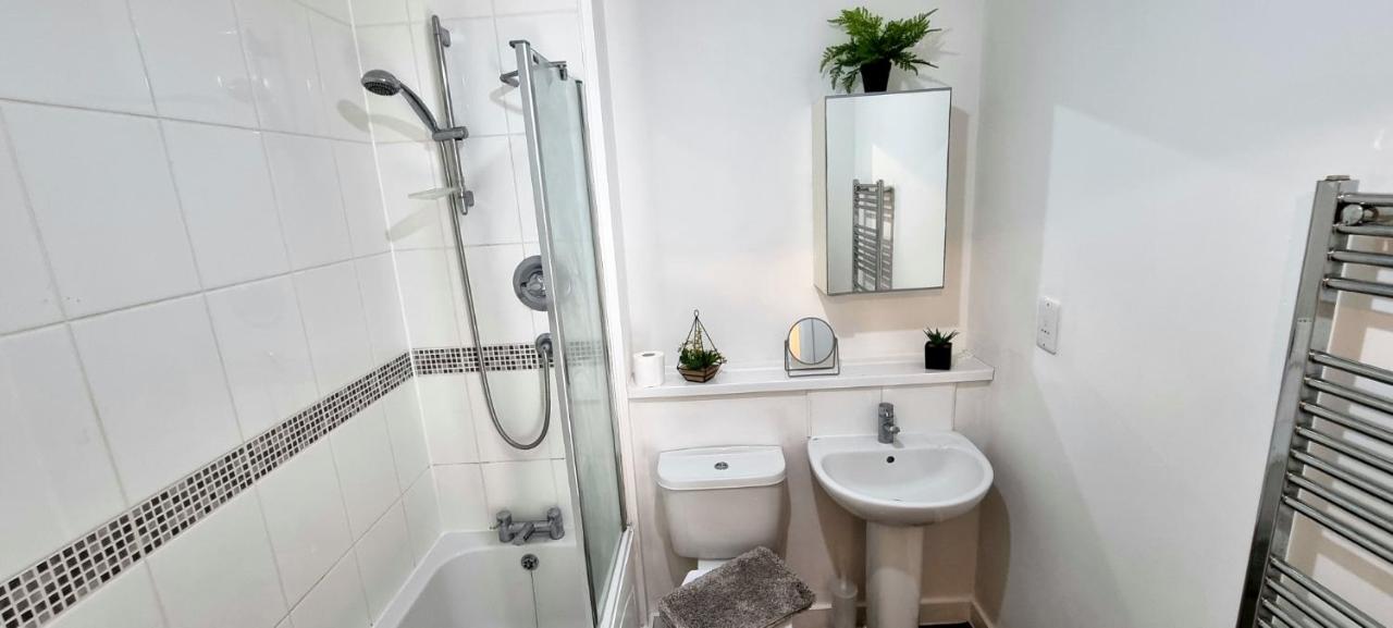 360 Serviced Accommodations - Colchester Marine Quay - 1 Double Bedroom Apartment Dış mekan fotoğraf
